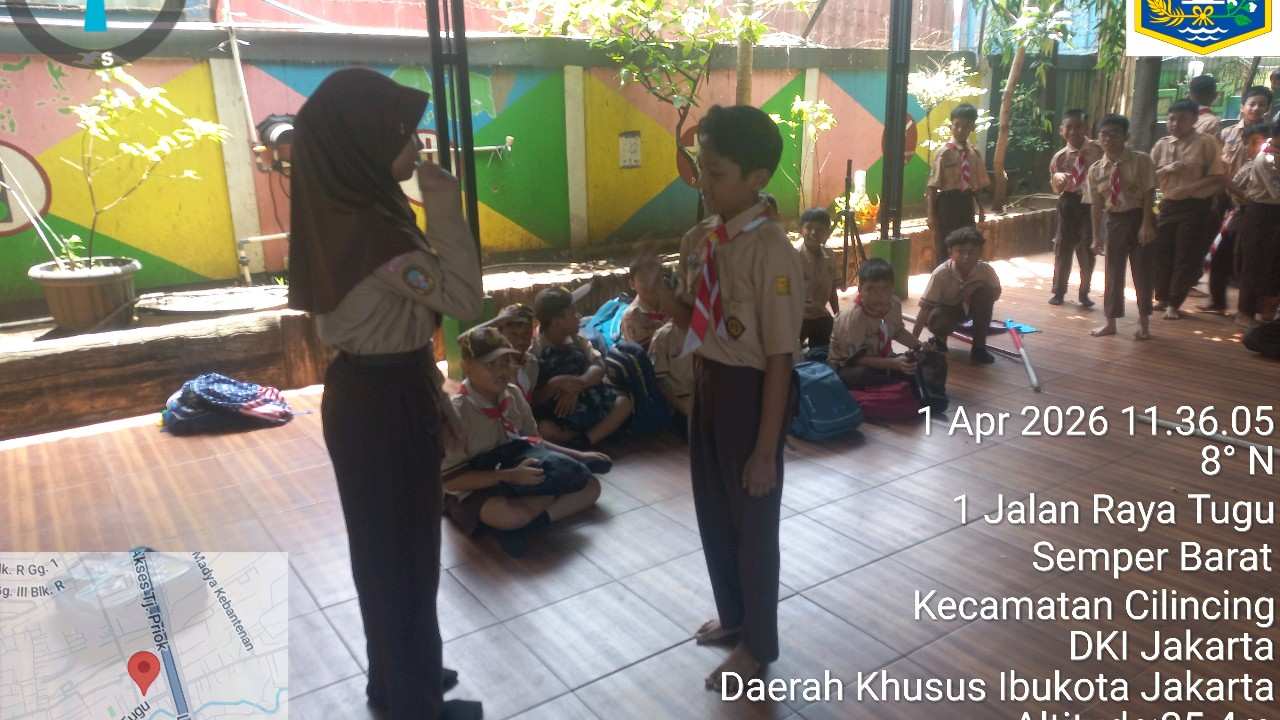 Foto ekskul Pramuka siaga dan penggalang